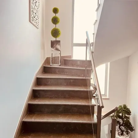 Casa Do Guilhim נאזרה